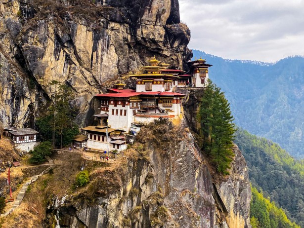 Bhutan: The Land of Thunder Dragon
