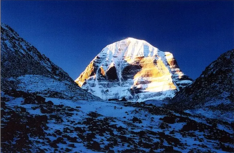 Tibet Overland Tour, Lhasa, Mount Kailash & Manasarovar Trekking - FLy On/Fly Out
