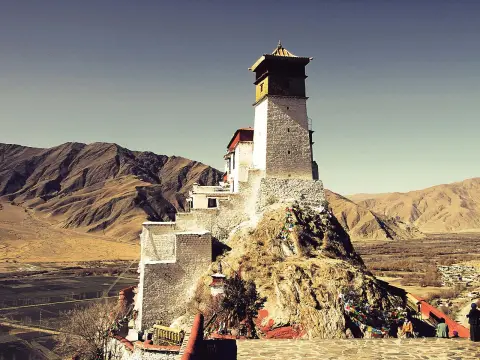 Tibet Tour, Kathmandu to Lhasa & Everest Base Camp Rongbuk Tour